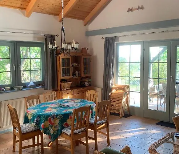 Vakantiehuis Mandula House