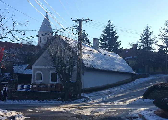 بيت للعطل Mandula House