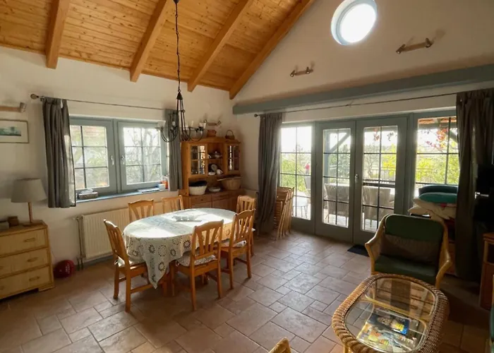 Mandula House * パロズナク